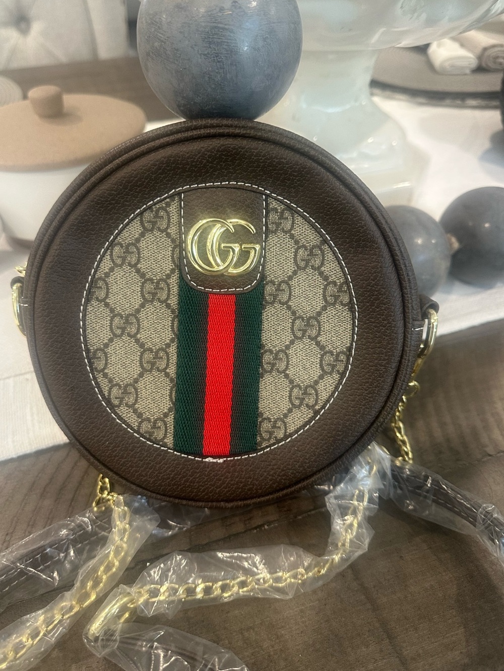 Crossbody Round handbag purse NEW! !